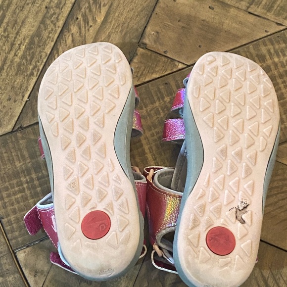 See Kai Run Sandals - Picture 4 of 5